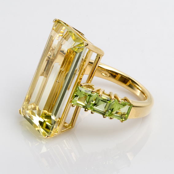 GILARDY MUSA Ring 18K yellow gold with lemon quartz and peridot